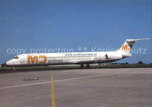 Flugzeuge Zivil MD Airlines MD-83 Prague