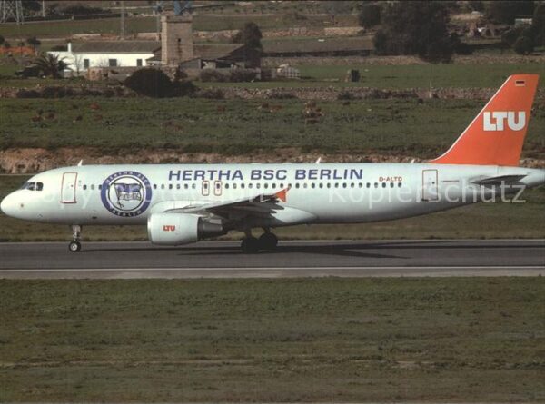 Flugzeuge Zivil LTU International Airways Airbus 320-21