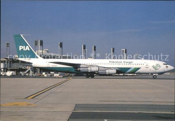 Flugzeuge Zivil Boeing 707 AP-AXG Pakistan INTL Air Car