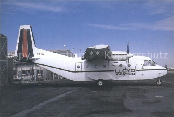Flugzeuge Zivil Lloyd Aviation CASA 212 Srs 200 VH-ICJ