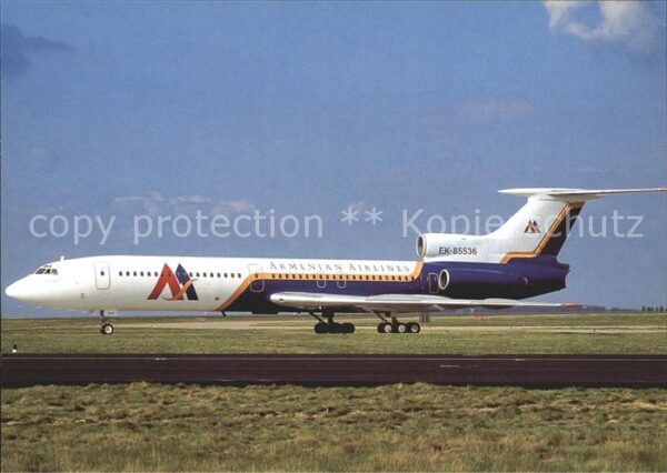 Flugzeuge Zivil Armenian Airlines TU-154B-2 EK-85536 CD