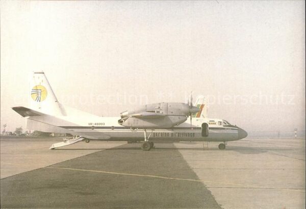 Flugzeuge Zivil AN-24 UR-48003 Ukraine Airalliance