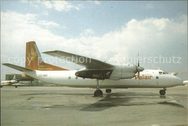 Flugzeuge Zivil AN-24 LZ-ANO Polair Macedonian Propelle