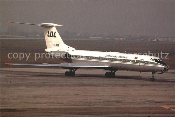 Flugzeuge Zivil Lithuanian Airlines Tupolev 134A-3 LY-A