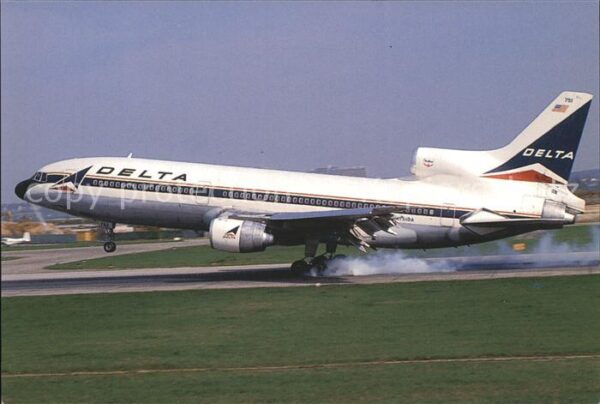 Flugzeuge Zivil Delta Air Lines Lockheed L-1011-500 Tri