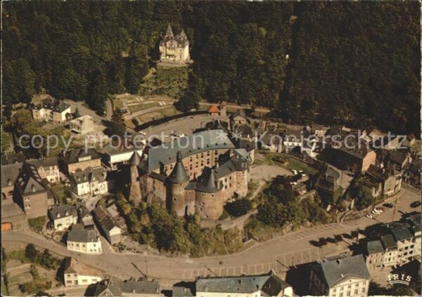 Clervaux Fliegeraufnahme mit Schloss