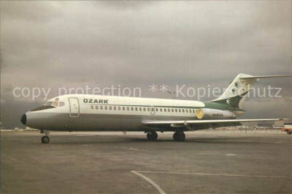 Flugzeuge Zivil Ozark Airlines McDonnell Douglas DC9-15