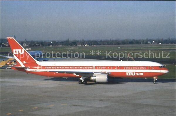Flugzeuge Zivil LTU Süd Boeing 767 ER