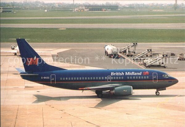 Flugzeuge Zivil British Midland G-BVZG Boeing 737-5Q8
