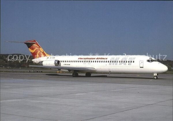 Flugzeuge Zivil MAT Macedonian Airlines McDonnell Dougl