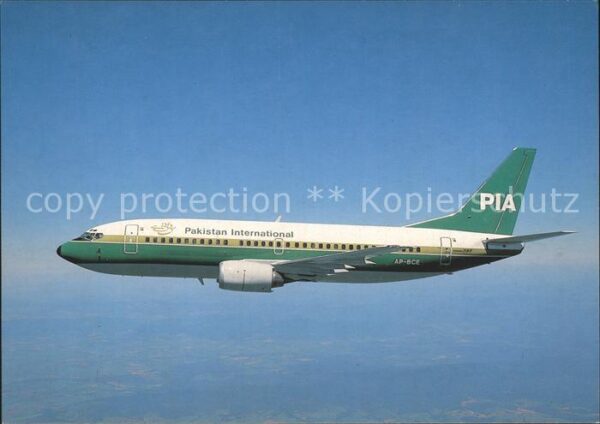 Flugzeuge Zivil PIA Pakistan International Boeing 737-3