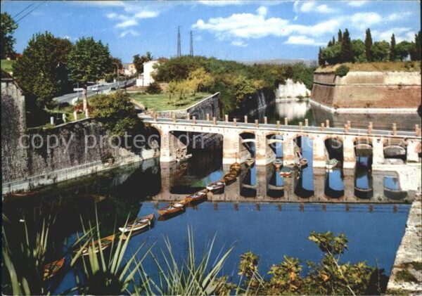 Peschiera del Garda Mauern der alten Festung