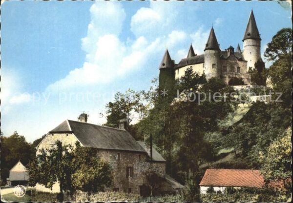 Gendron Chateau feodal de Veves construit par P