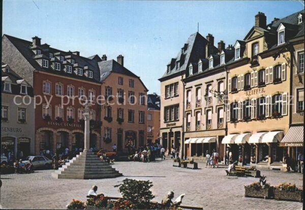 Echternach Grande Place Monument Grosser Platz