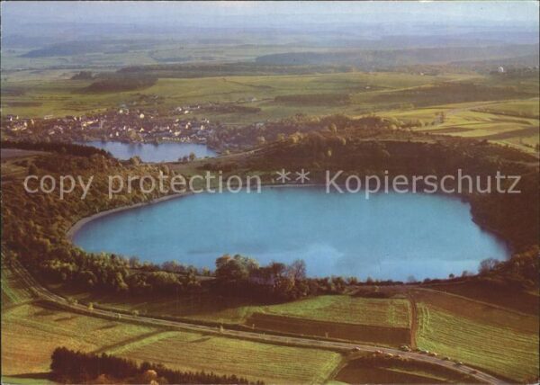 Weinfelder Maar Fliegeraufnahme Schalkenmehren Schalken