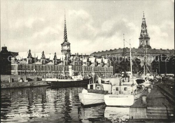 Copenhagen Kobenhavn Börsen Dampfer Anlegestelle
