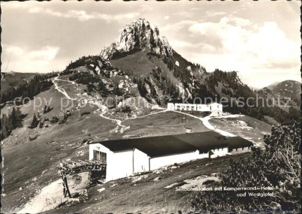 Kampenwand Chiemgau Seilbahnstation mit Kampenwand Hotel un