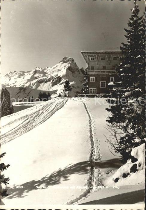 Schroecken Vorarlberg Sporthotel mit Künzelspitze