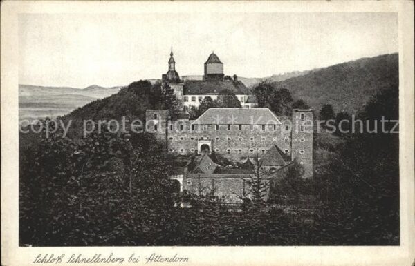 Attendorn Schloß Schnellenberg