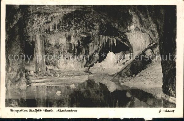 Hoehlen Caves Grottes Feengrotten Saalfeld Saale Märchendom