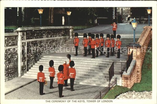 Leibgarde Wache Ceremony of the Keys Tower of London