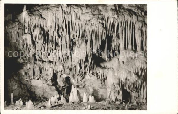 Hoehlen Caves Grottes Bärenhöhle-Karlshöhle Erpfingen