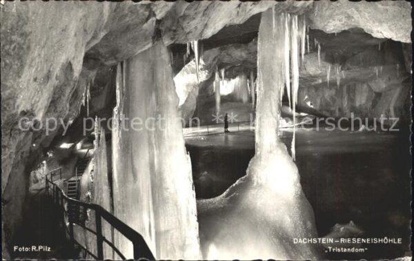Hoehlen Caves Grottes Dachstein-Rieseneishöhle Tristandom