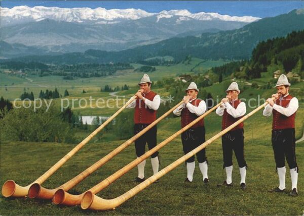 Alphorn AlphornbläserScheidegg Allgäu Hagspiel