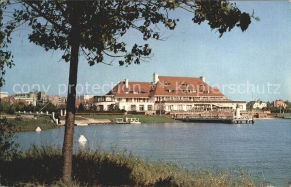 Knokke-Heist Uferpartie am Wasser Bootssteg Hotel Re