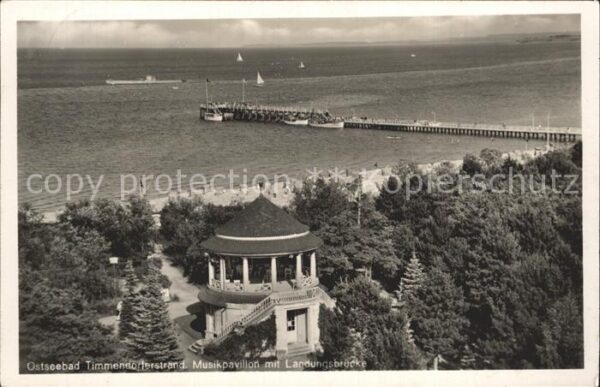 Timmendorfer Strand Ostseebad Musikpavillon mit Landungsbrü