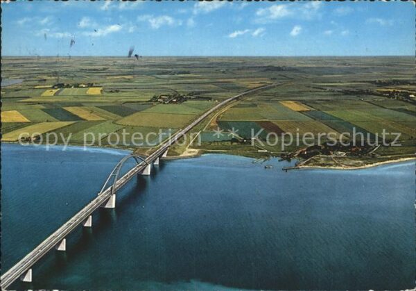 Insel Fehmarn Fehmarnsundbrücke Vogelfluglinie Deutsc