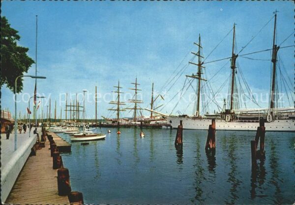 Kiel Grosssegler auf der Kieler Förde