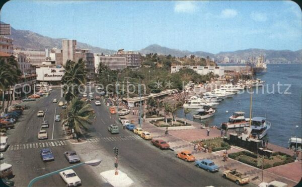 Acapulco Hafen Strassenpartie
