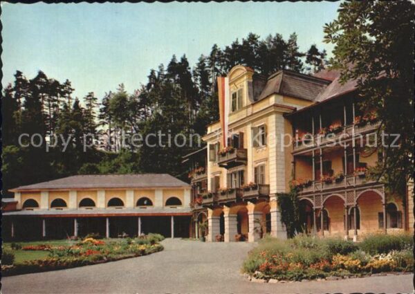 Warmbad Villach Hallenbad und Walterhof