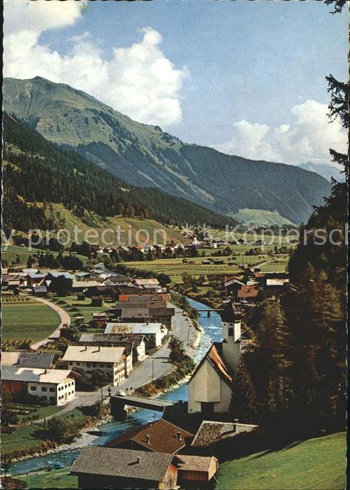 Steeg Tirol mit Jöchlspitze