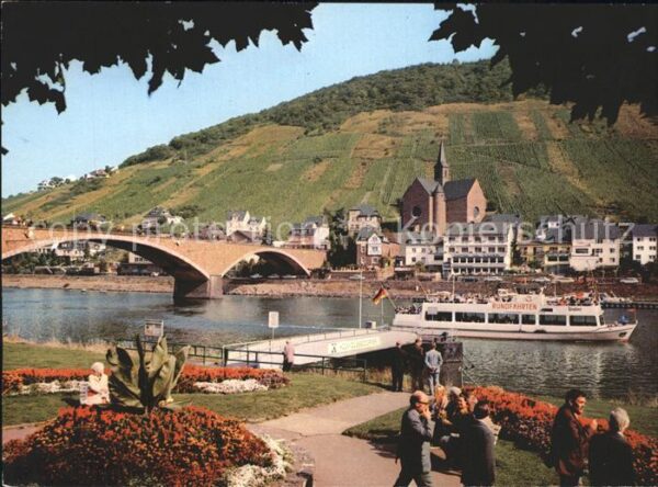 Cochem Mosel Brückepartie an der Mosel