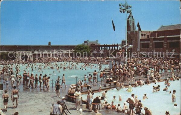 Wantagh Pools West Bath House