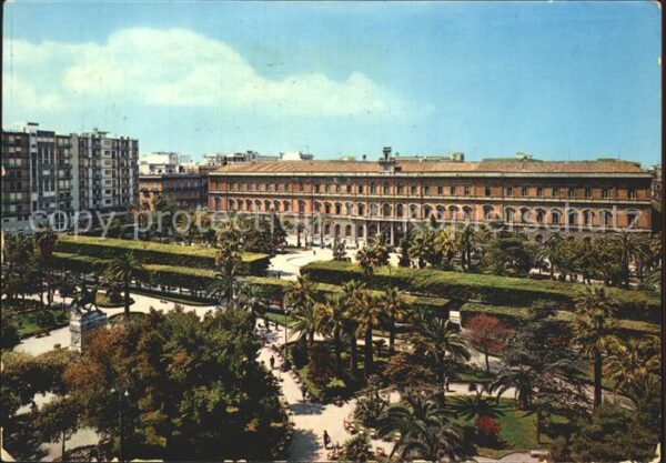 Bari Puglia Umberto I Platz Universität