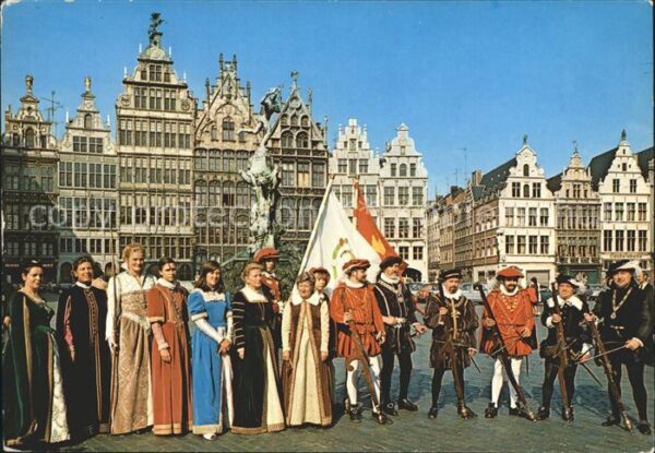 Antwerpen Anvers Gildehuizen aan de Grote Markt