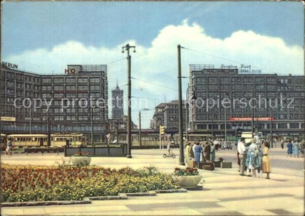 Berlin Alexanderplatz Strassenbahn