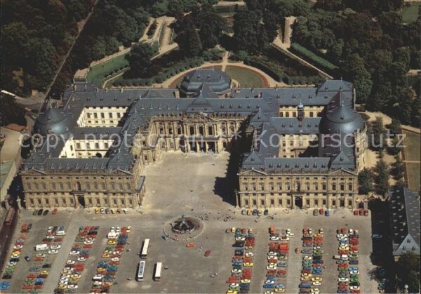 Wuerzburg Residenz Barock Fliegeraufnahme