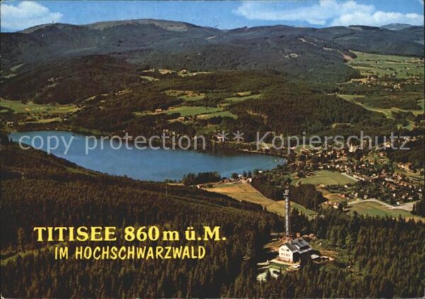 Titisee-Neustadt Blcik vom Hochfirst über See zum Feldbe