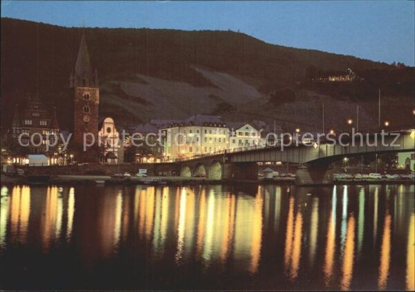 Bernkastel-Kues Brückenpartie bei Nacht