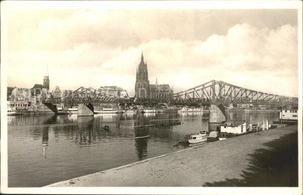 Frankfurt Main Eiserner Steg Dom