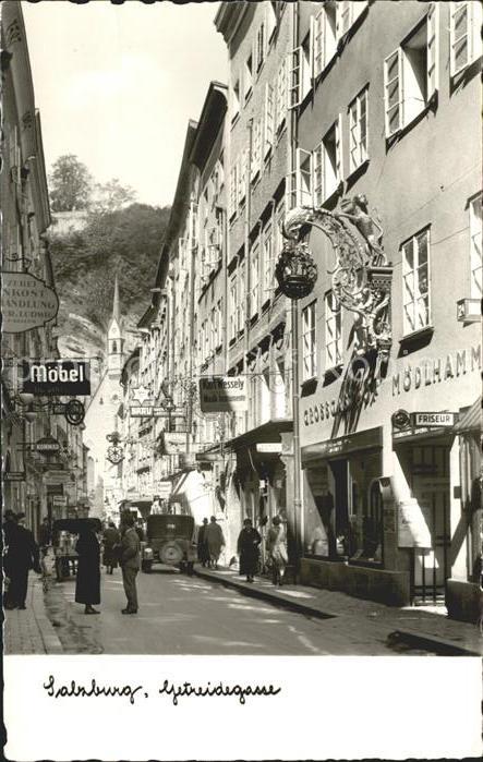 Salzburg Oesterreich Getreidegasse