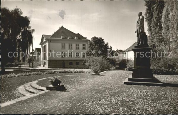 Neuwied Rhein Kreismuseum Raiffeisendenkmal