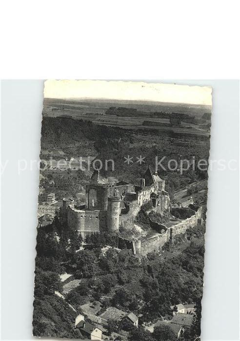 Vianden Fliegeraufnahme Ruinen