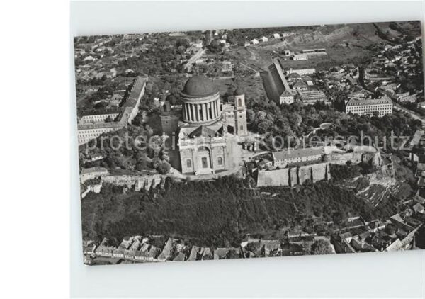 Esztergom Fliegeraufnahme Kirchenpartie