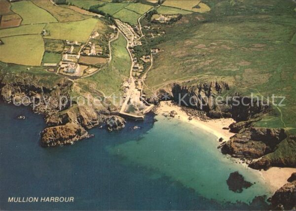 Mullion Harbour Fliegeraufnahme