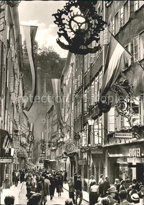 Salzburg Oesterreich Getreidegasse